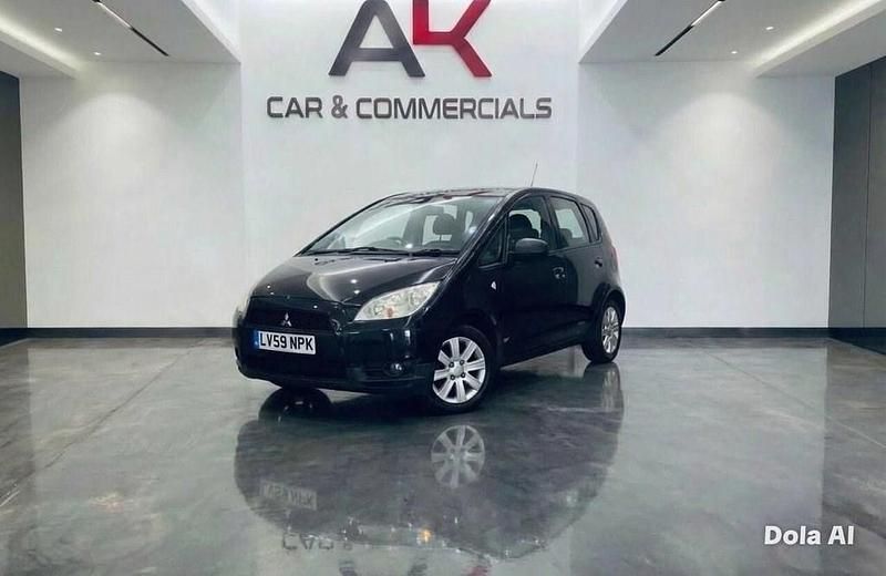 Usado Mitsubishi Colt 2009 Preto Citadino