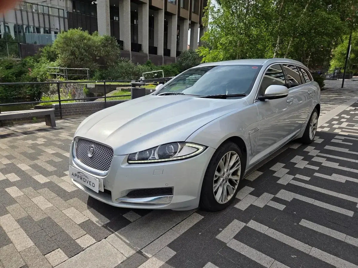 Used Jaguar XF Luxury 2013 Silver Estate