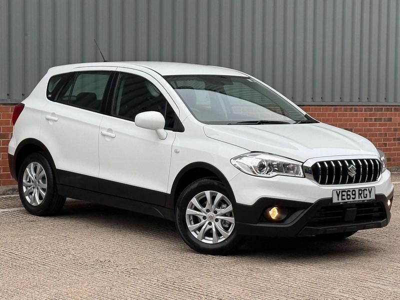 White Used 2019 Suzuki SX4 SZ4 Hatchback | £8,795 (Fair price) - Image 1/3