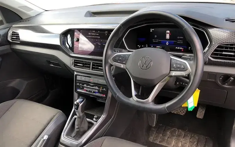 Gebraucht VW T-Cross SEL 150 PS (110 kW) 2023 Grau SUV