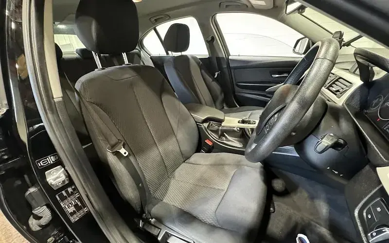 Used BMW 320 184 HP (135 kW) 2014 Black Sedan
