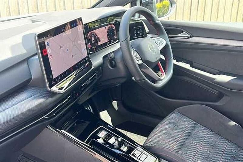 Image 2/4