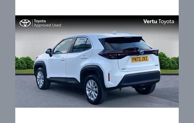 Used Toyota Yaris Cross 113 HP (83 kW) 2022 White SUV