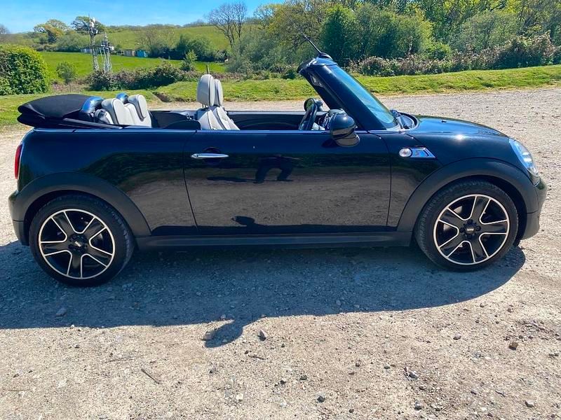 Used Mini Cooper S Cabriolet 184 HP (135 kW) 2012 Midnight black Cabriolet