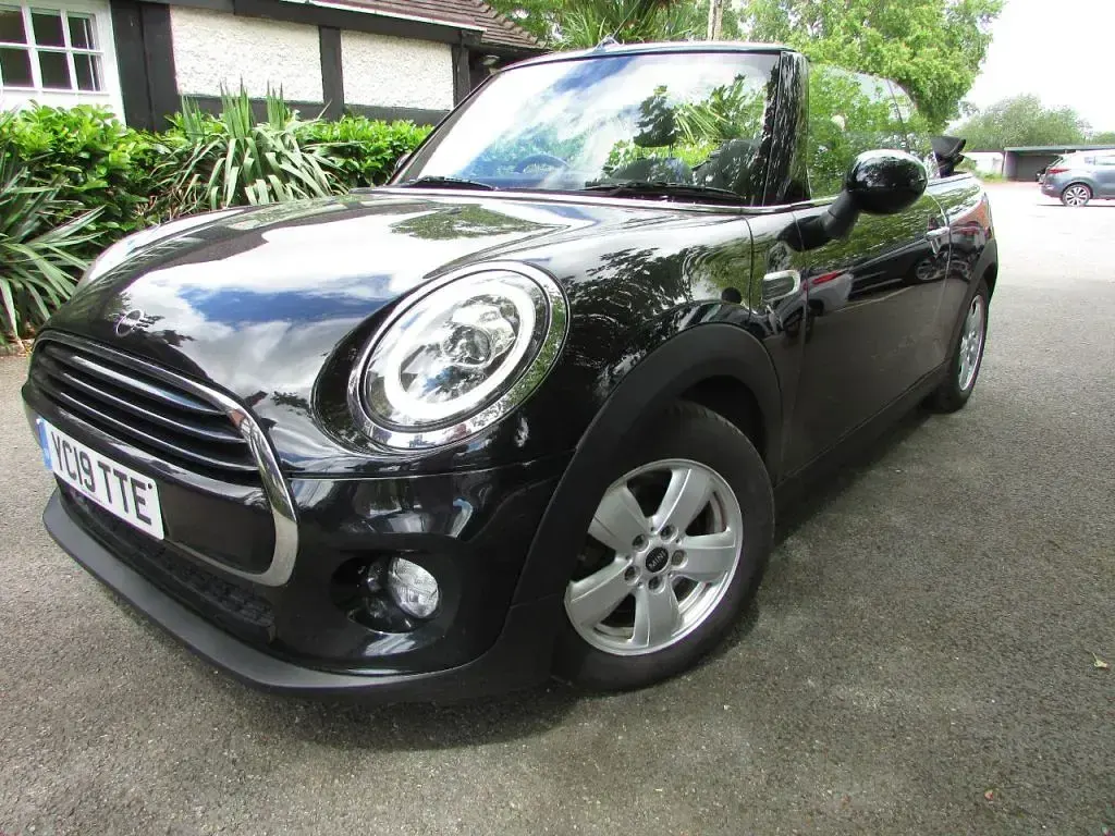 Used Mini Cooper Cabriolet Classic 2019 Black Cabriolet