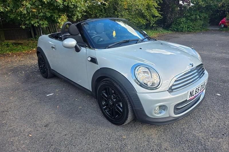 Used 2015 Mini Cooper Roadster Cabriolet | £4,995 (Fair price) - Image 1/1