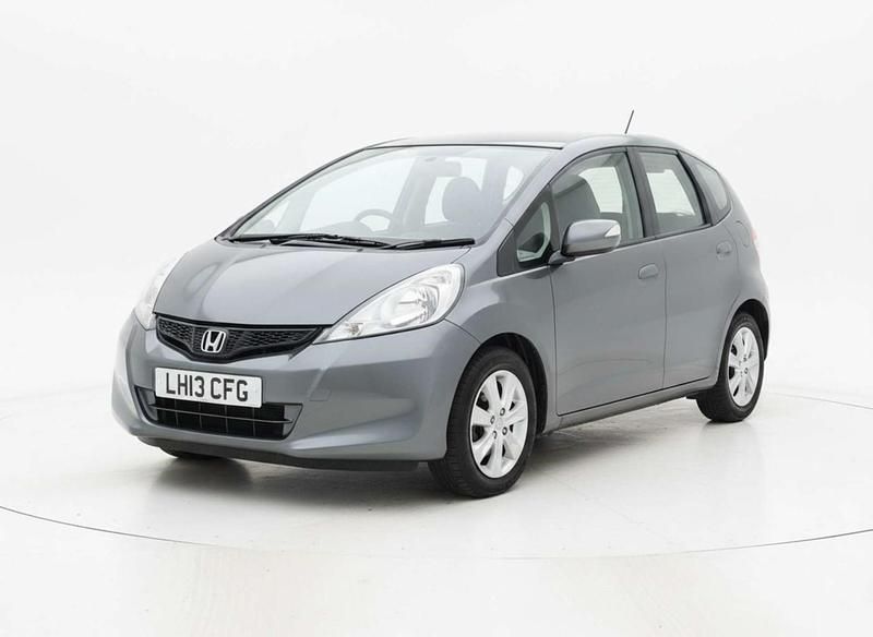 Begagnad Honda Jazz ES 99 HK (72 kW) 2013 Grå Halvkombi