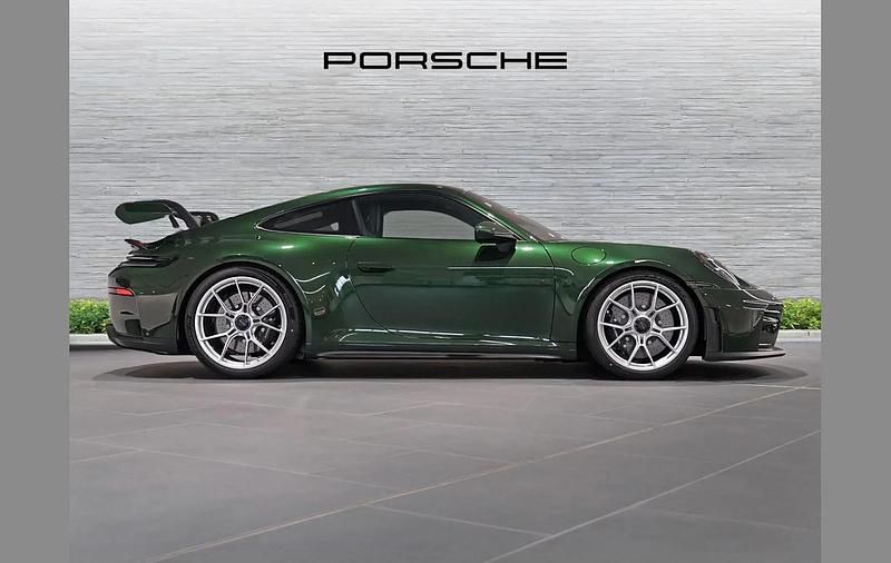 New Porsche 911 GT3 502 HP (369 kW) 2025 Green Coupe