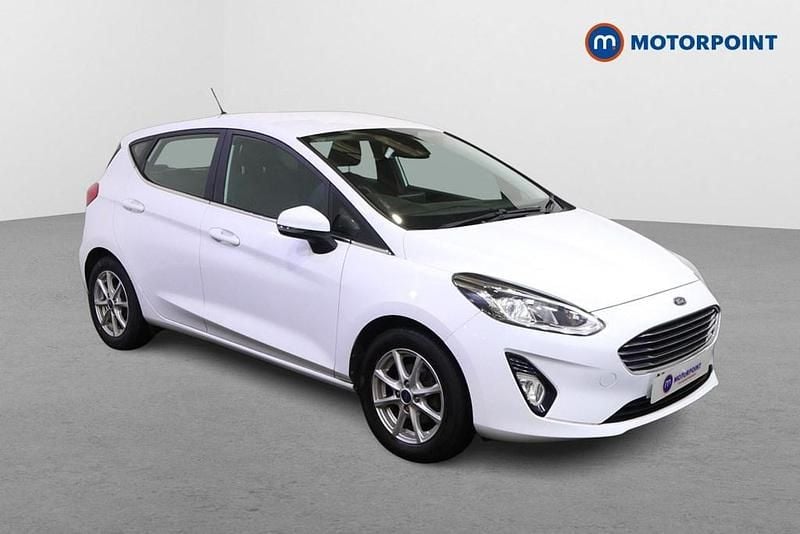 White Used 2019 Ford Fiesta Zetec Hatchback | £9,499 (Fair price) - Image 1/4