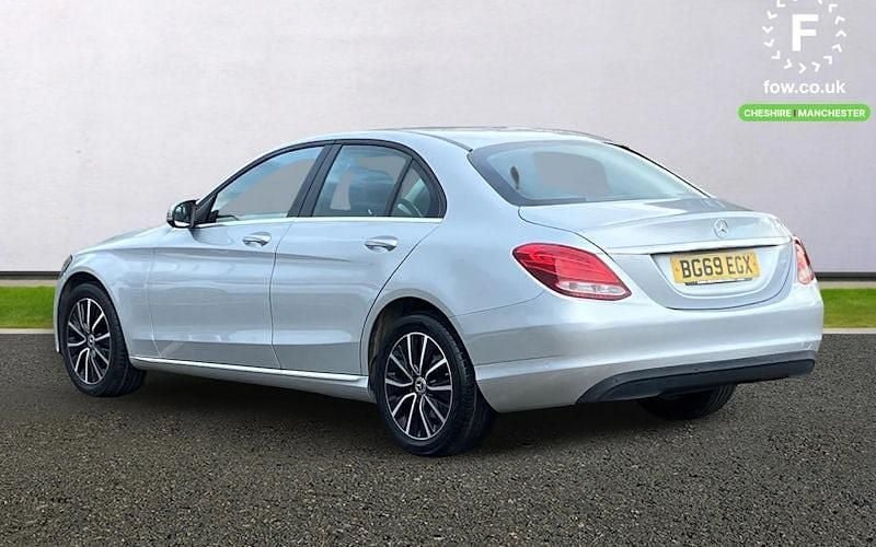 Used Mercedes C180 SE 156 HP (114 kW) 2019 Silver Sedan