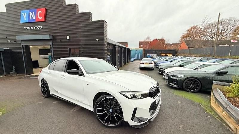 White Used 2022 BMW 320 M Sport Sedan | £24,991 (A bit pricey) - Image 1/4