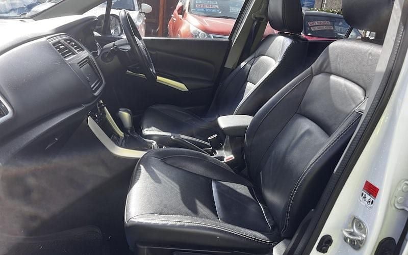 Used Suzuki SX4 SZ5 120 HP (88 kW) 2016 Hatchback