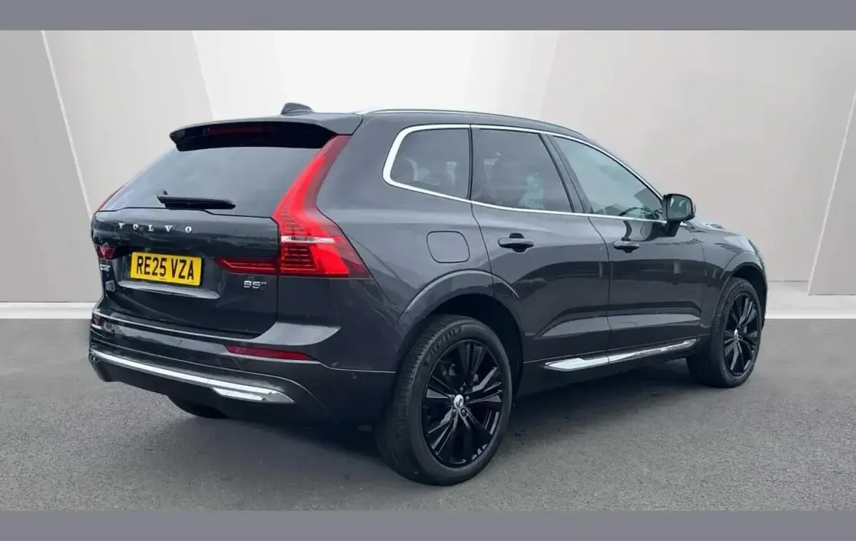 Used Volvo XC60 Ultra 247 HP (181 kW) 2025 Grey SUV