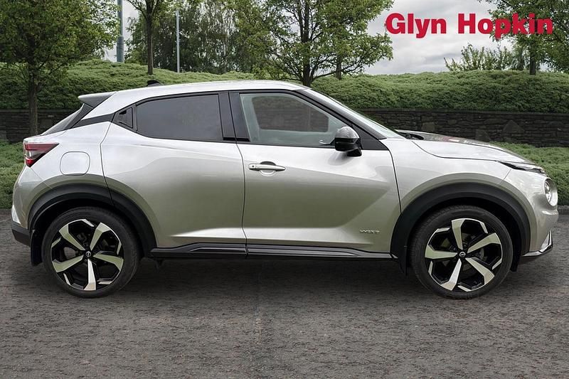 Used Nissan Juke Tekna 143 HP (105 kW) 2023 Silver SUV