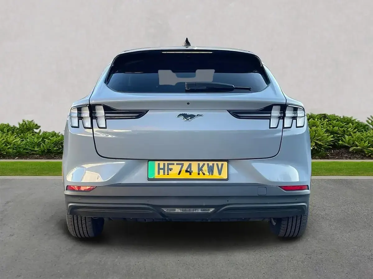 Used Ford Mustang Select 268 HP (197 kW) 2025 Grey SUV