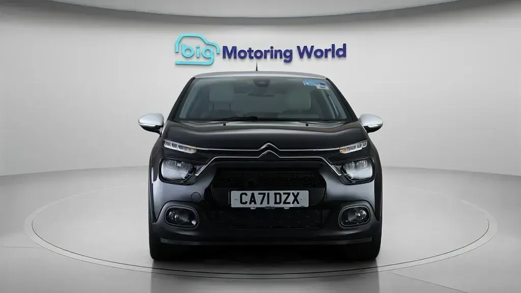 Begagnad Citroën C3 PureTech 83 HK (61 kW) 2022 Svart Halvkombi