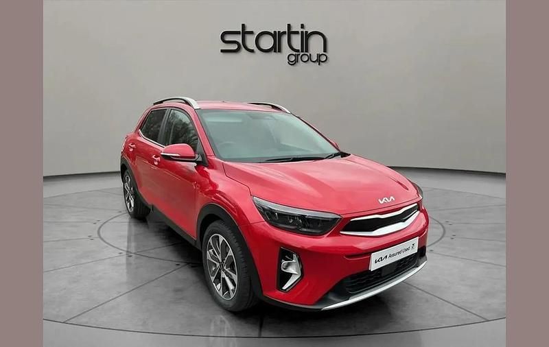 Used Kia Stonic 117 HP (86 kW) 2024 Red SUV