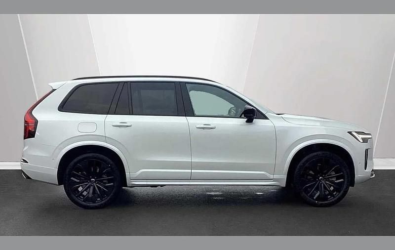 New Volvo XC90 Ultra 247 HP (181 kW) 2026 White SUV