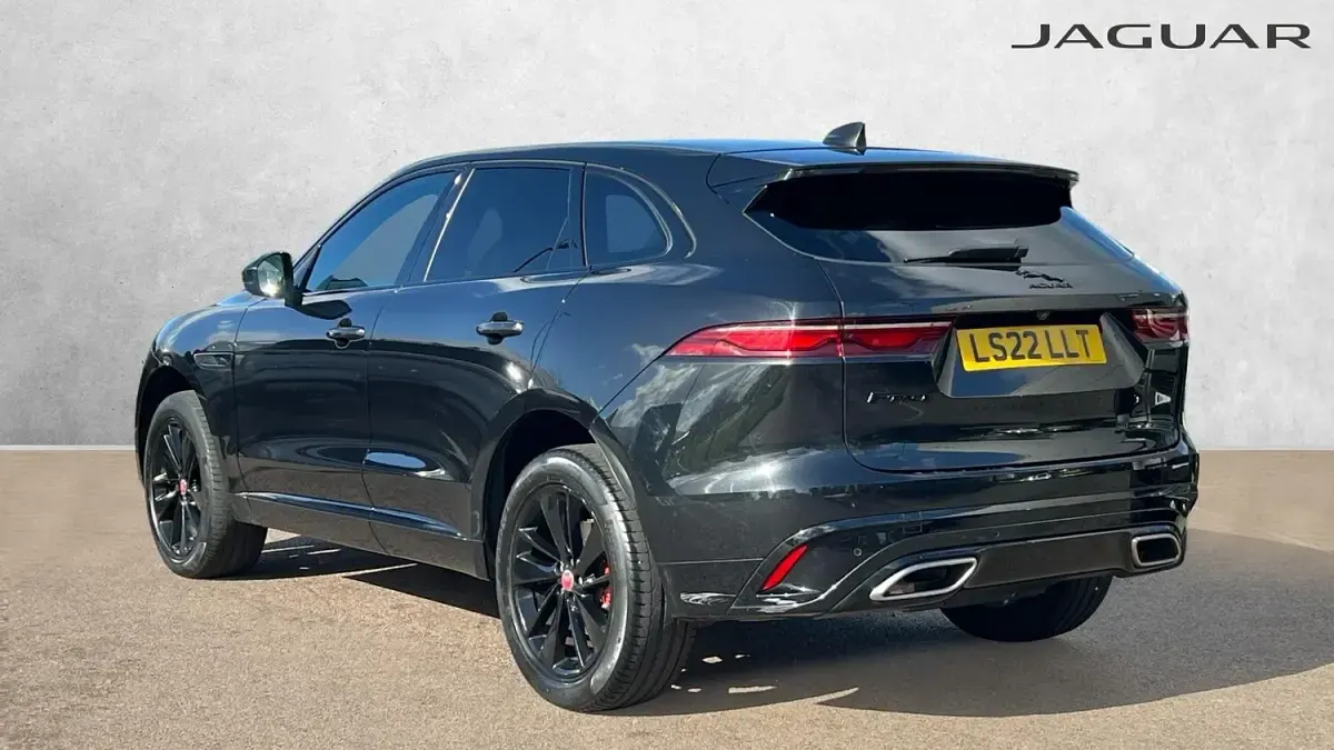 Used Jaguar F-Pace R-Dynamic 300 HP (220 kW) 2022 Black SUV