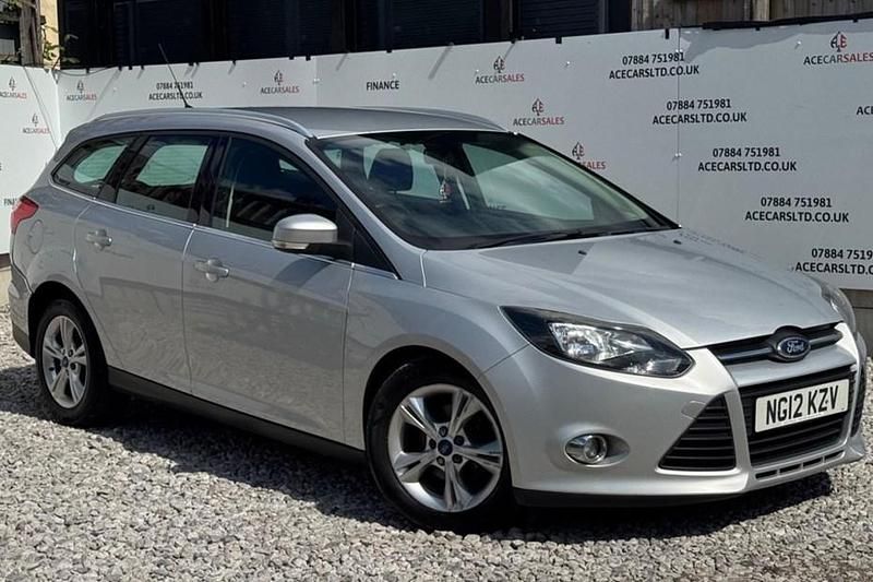 Silver Used 2012 Ford Focus Zetec Estate | £1,495 (Expensive) - Image 1/1