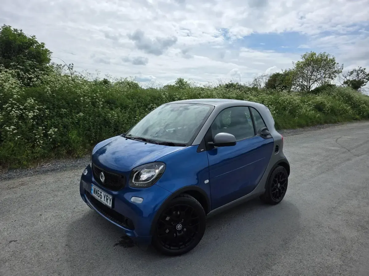 Usado Smart ForTwo Coupé Prime 2016 Azul Coupe