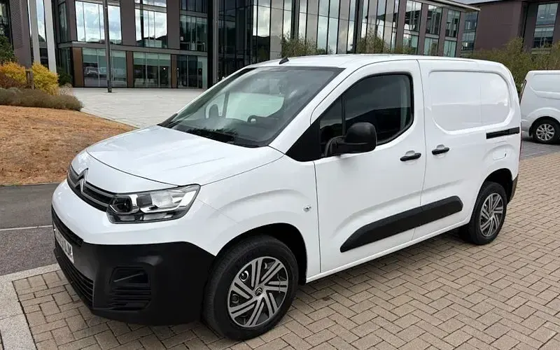 Used Citroën Berlingo 102 HP (75 kW) 2023 MPV