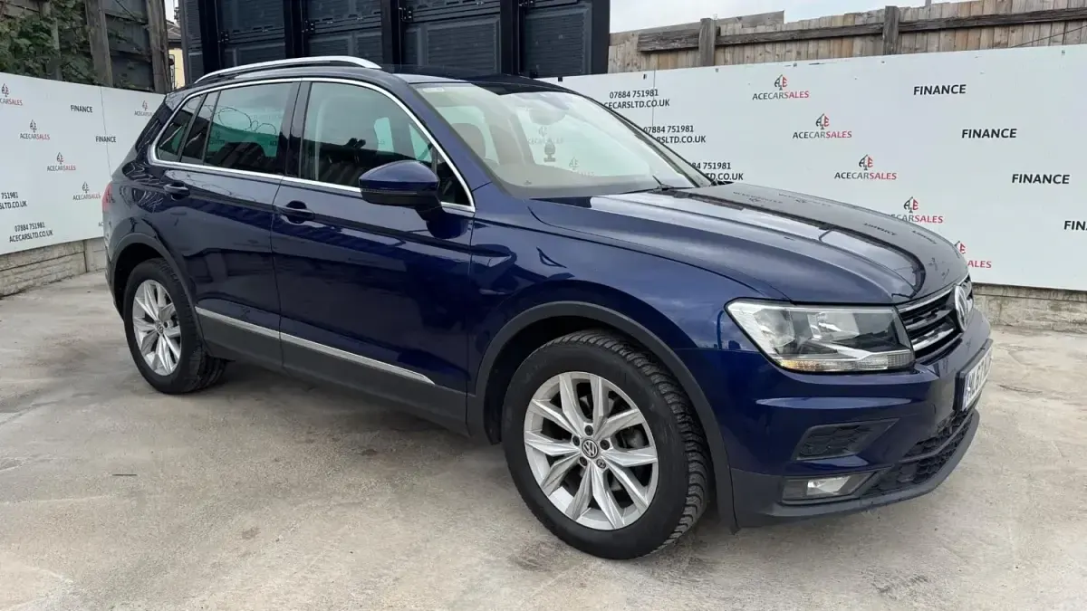 Second-hand VW Tiguan SE 150 CP (110 kW) 2017 Albastru SUV
