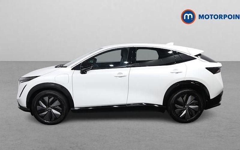 Used Nissan Ariya Shiro 160 kW (218 HP) 2025 White SUV