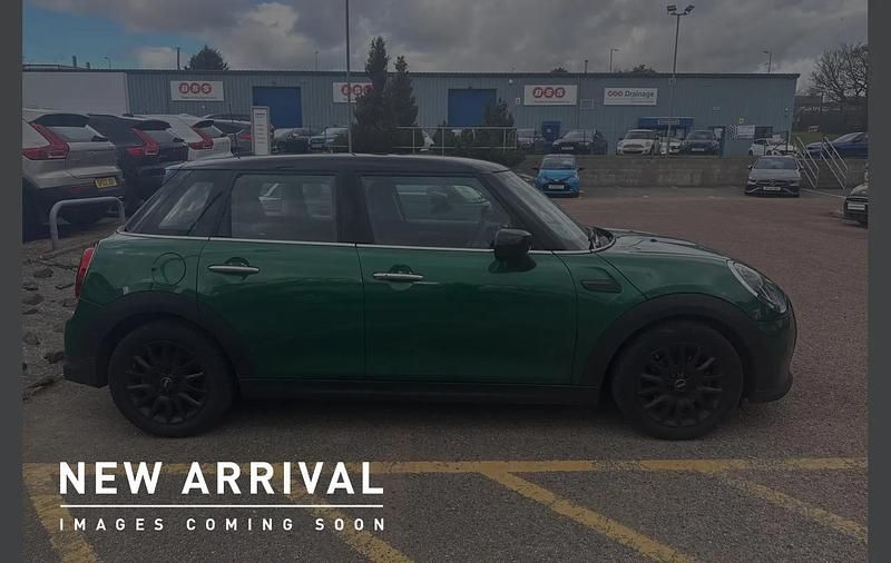 Used Mini Cooper Comfort 134 HP (98 kW) 2023 Green Hatchback
