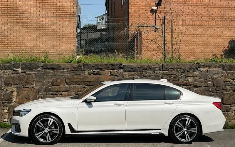 Used BMW 740L M Sport 320 HP (235 kW) 2019 Sedan