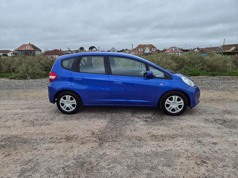 Begagnad Honda Jazz SE 90 HK (66 kW) 2015 Blå Halvkombi