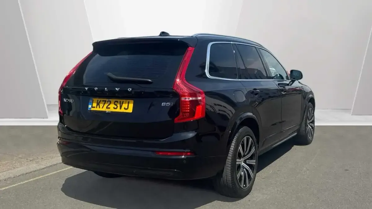 Used Volvo XC90 Core 247 HP (181 kW) 2023 SUV