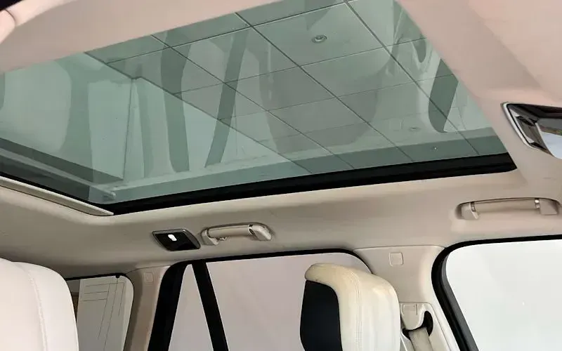 Używany Land Rover Range Rover Vogue 275 KM (202 kW) 2020 SUV