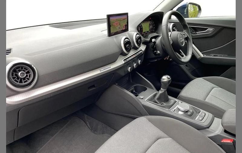 Used Audi Q2 Sport 147 HP (108 kW) 2022 Blue SUV