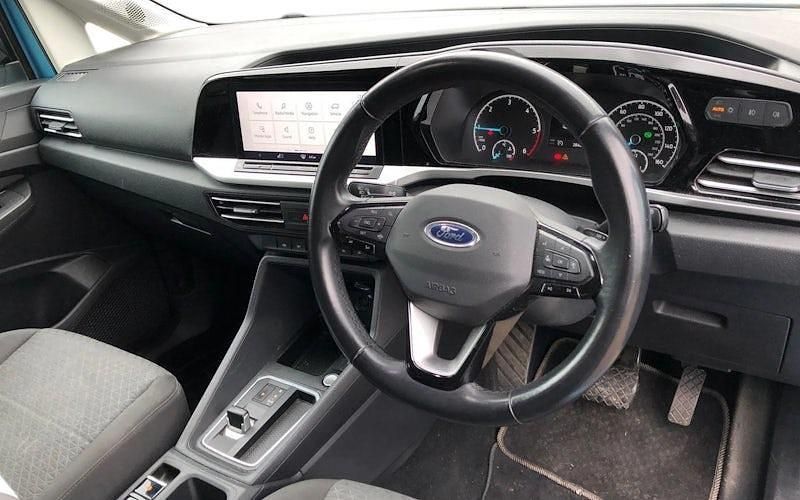 Used Ford Tourneo Titanium 122 HP (89 kW) 2026 Estate