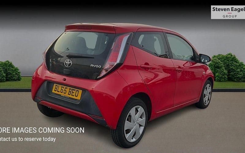 Used Toyota Aygo X-play 69 HP (50 kW) 2018 Hatchback