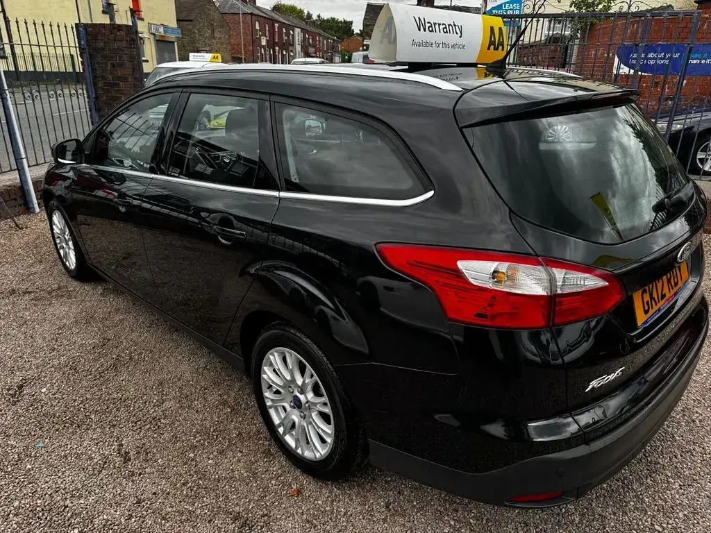 Used Ford Focus Titanium 125 HP (91 kW) 2012 Black Estate