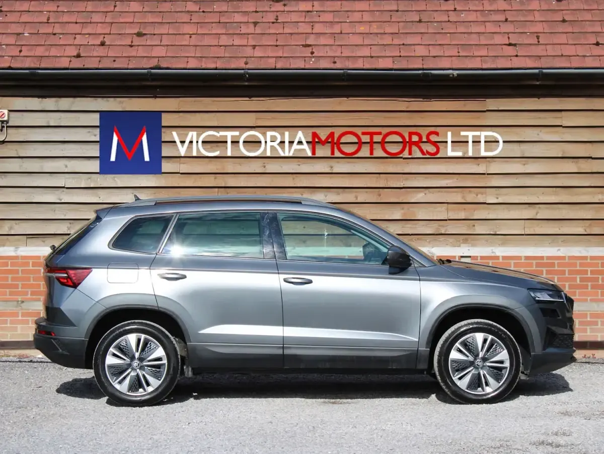 Used Skoda Karoq SE Drive 150 HP (110 kW) 2023 Grey SUV