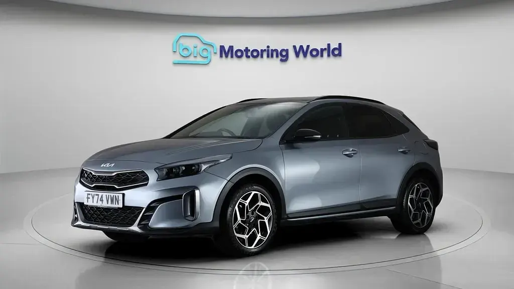 Usado Kia XCeed GT-Line 138 CV (101 kW) 2024 Plateado SUV