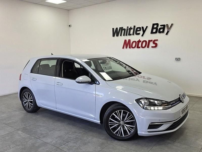 Used VW Golf VII SE 130 HP (95 kW) 2019 Silver Hatchback