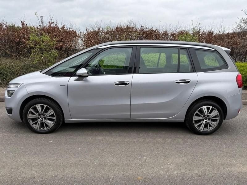 Used Citroën Grand C4 Picasso Exclusive 115 HP (84 kW) 2015 Aluminium silver MPV