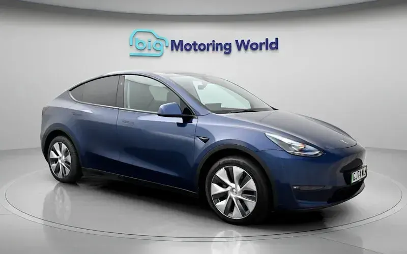Used Tesla Model Y Long Range AWD 378 kW (514 HP) 2024 Blue SUV