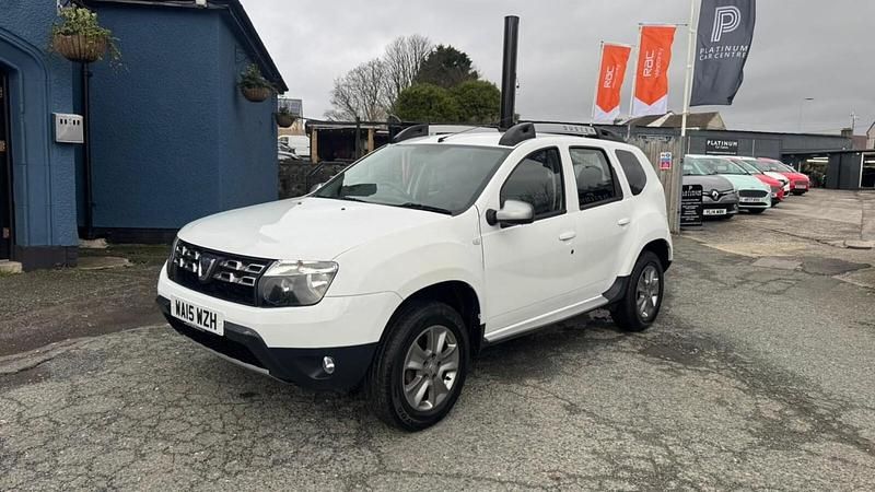 Second-hand Dacia Duster Lauréate 110 CP (80 kW) 2015 Alb SUV