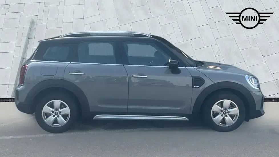 Used Mini Cooper Countryman Classic 136 HP (100 kW) 2020 Grey SUV