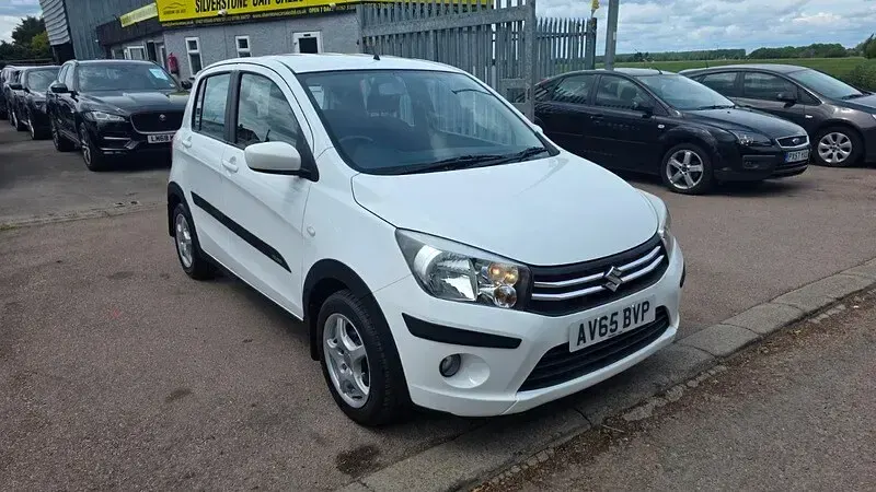 Used Suzuki Celerio SZ4 68 HP (50 kW) 2016 White Hatchback