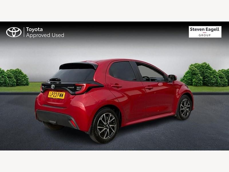 Used Toyota Yaris Hybrid Design 2023 Red Hatchback