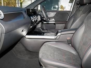 New Mercedes GLA220 Executive 190 HP (139 kW) 2025 White SUV