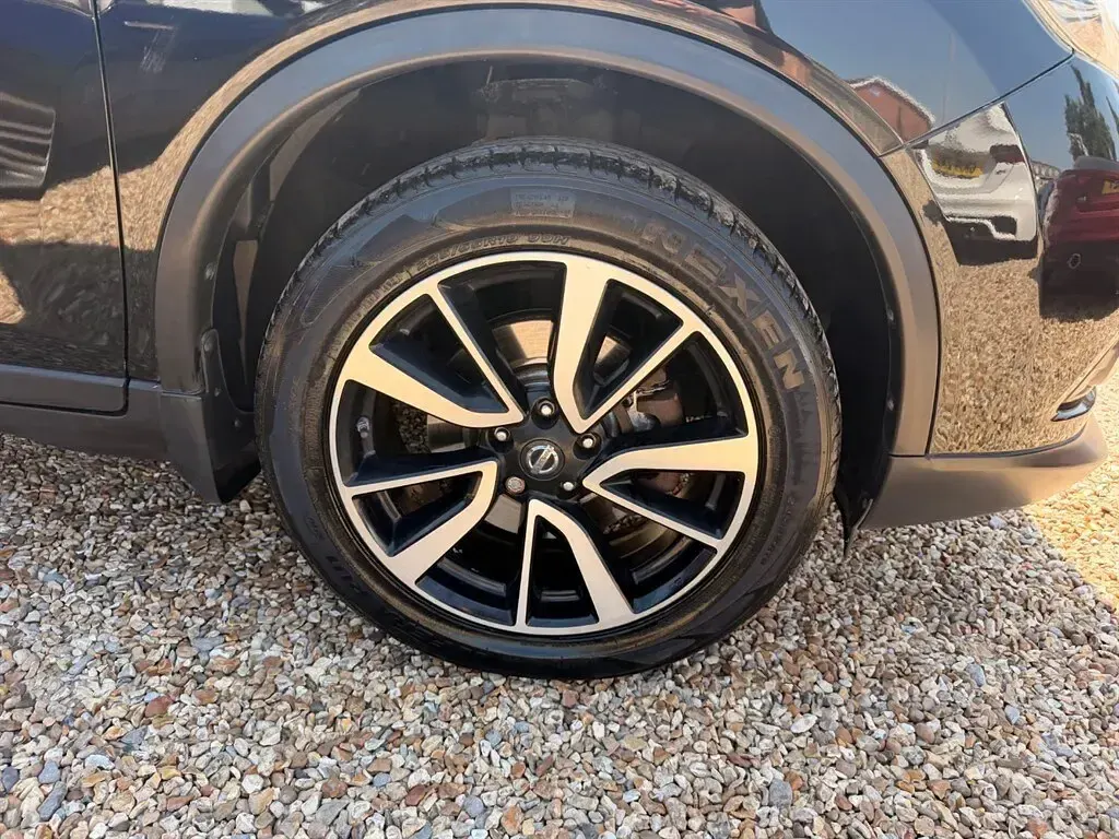 Used Nissan X-Trail N-TEC 130 HP (95 kW) 2015 Black SUV