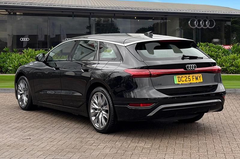 New Audi A6 e-tron Sport 210 kW (286 HP) 2025 Black Estate