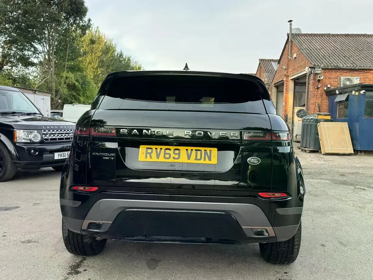 Used Land Rover Range Rover evoque R-Dynamic 2019 Black SUV